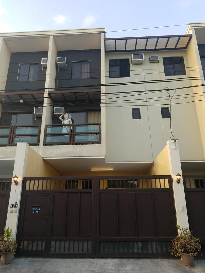 Paranaque City Skylab Guesthouse מראה חיצוני תמונה